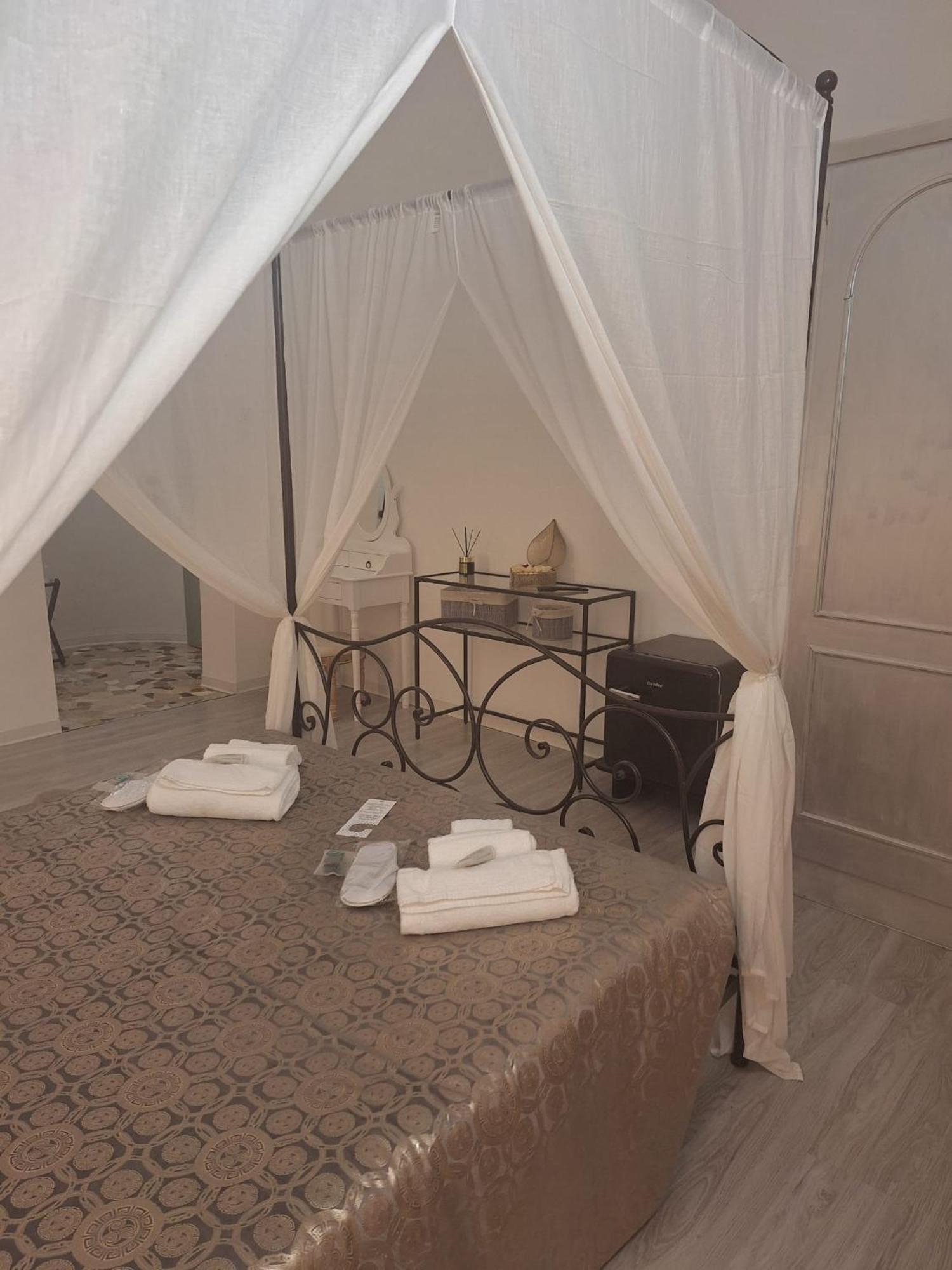 Hotel Antico Borgo Riolo Terme Bagian luar foto