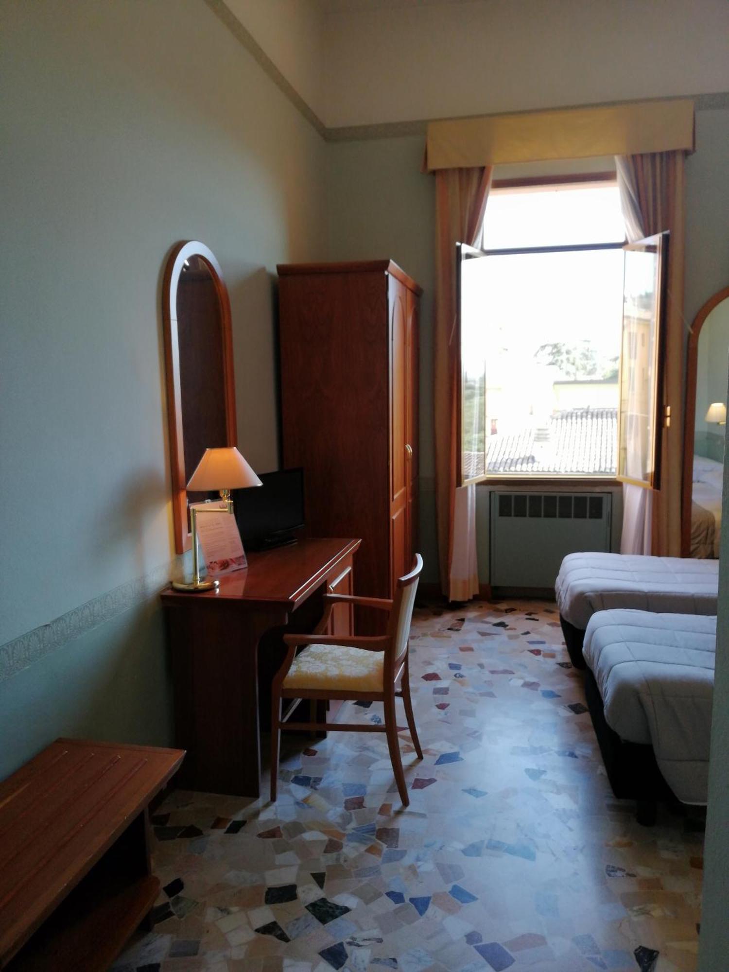 Hotel Antico Borgo Riolo Terme Ruang foto