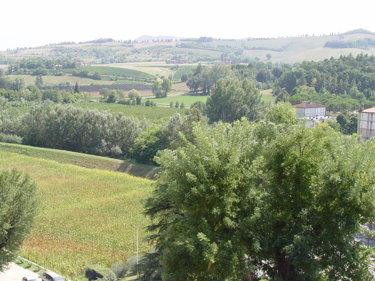 Hotel Antico Borgo Riolo Terme Bagian luar foto